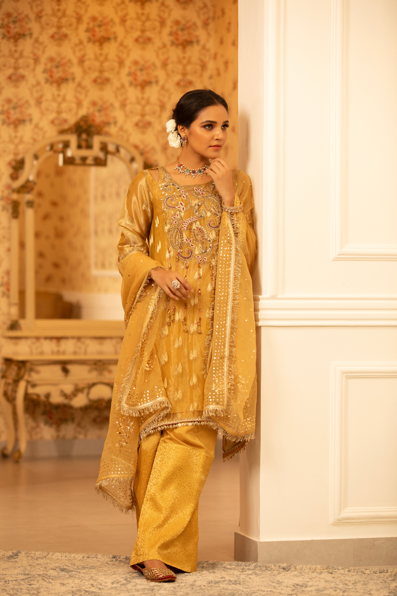 Amber Royal Embroidered Kurta Set