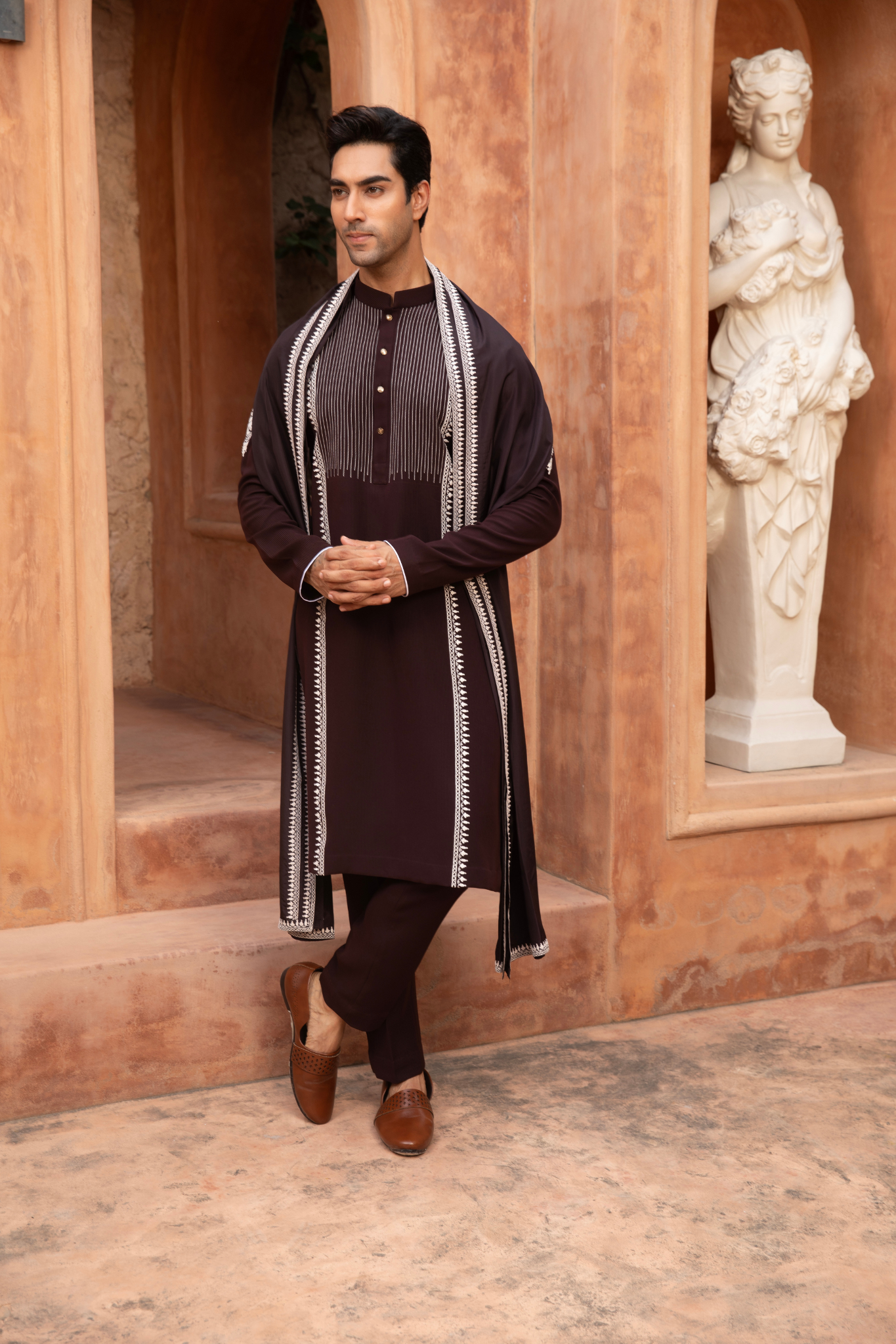 Cocoa Vine Embroidered Kurta Set