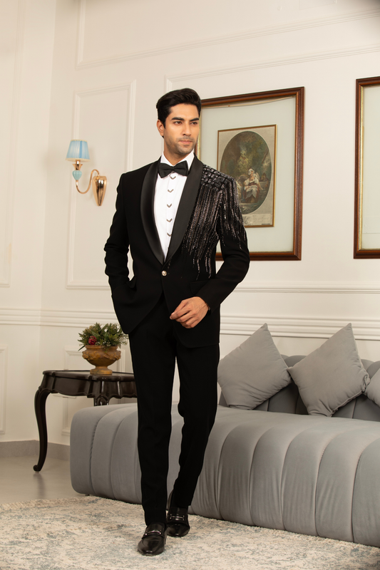 Black Royale Embroiderd Tuxedo Suit
