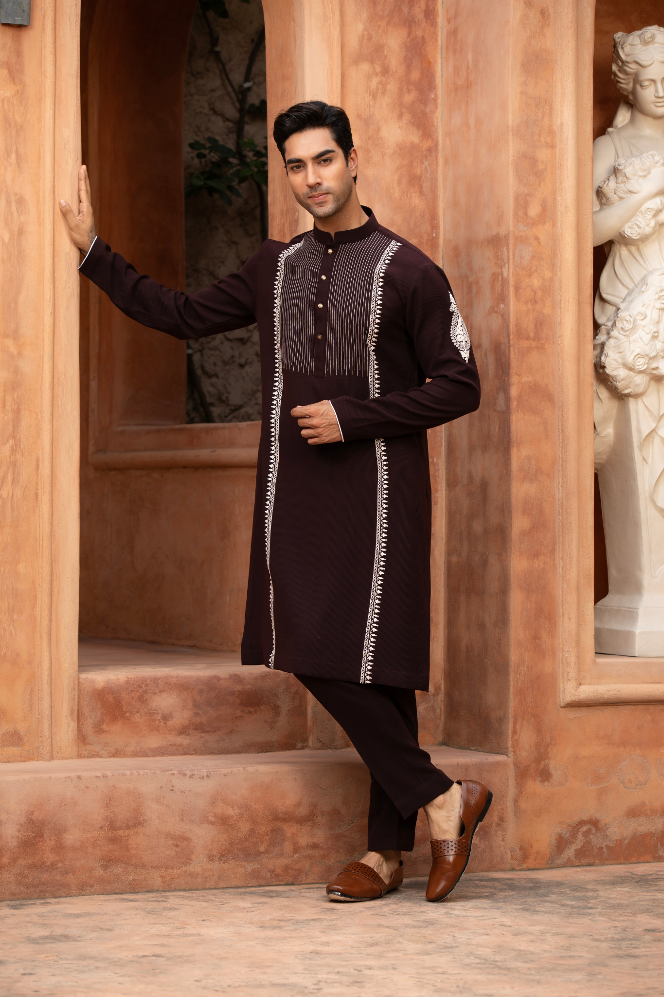 Cocoa Vine Embroidered Kurta Set