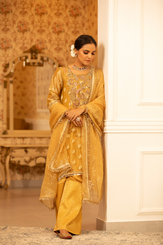 Amber Royal Embroidered Kurta Set